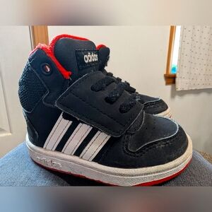 Adidas toddler size 5 shoes